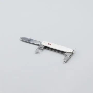 The Victorinox Pioneer Alox 8