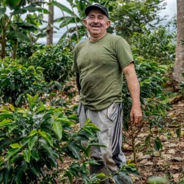 /058 Colombia — Don Héctor Díaz - Image 2